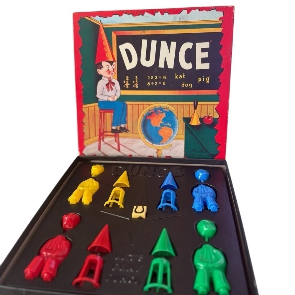 Vintage Dunce game 1955 W.H. Shaper MFG Co Complete  with dice and pieces